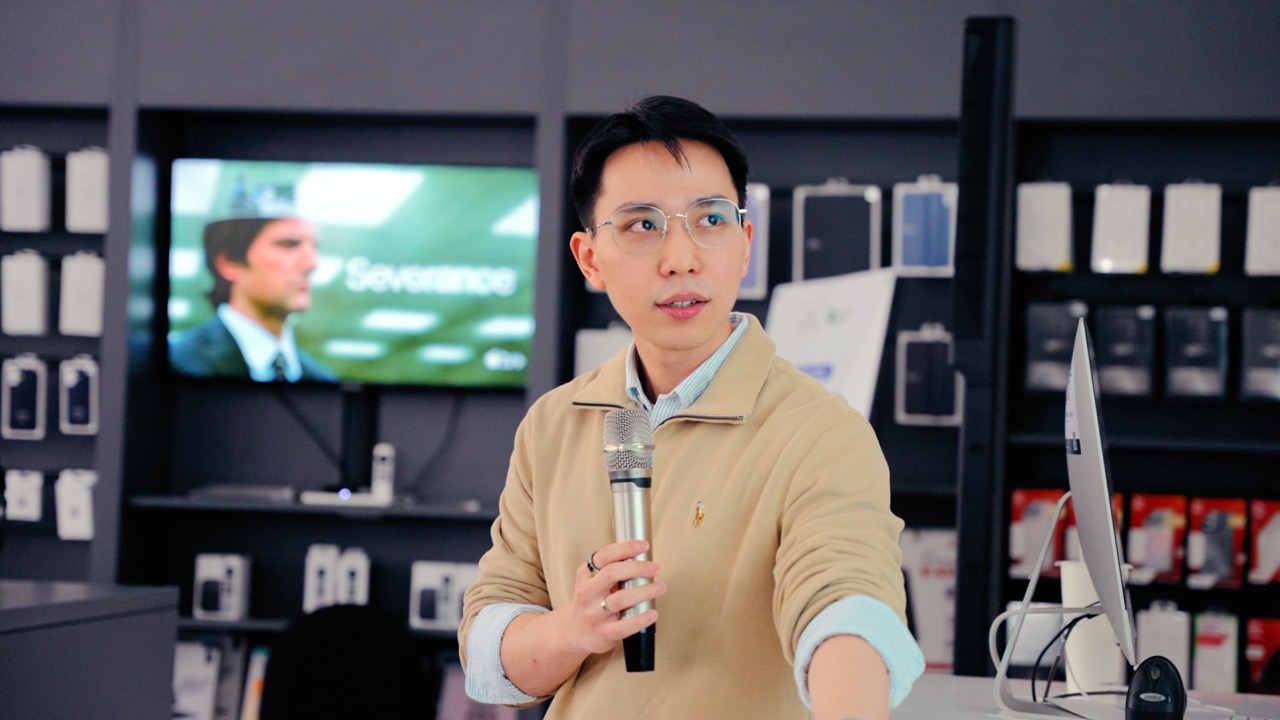 Nam Anh chia sẻ trực tiếp tại một buổi workshop